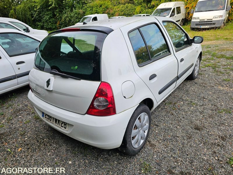 Renault Clio - 2008 - 151507km - 2987WX28 - Coche: foto 3 Renault Clio - 2008 - 151507km - 2987WX28 - Coche: foto 3