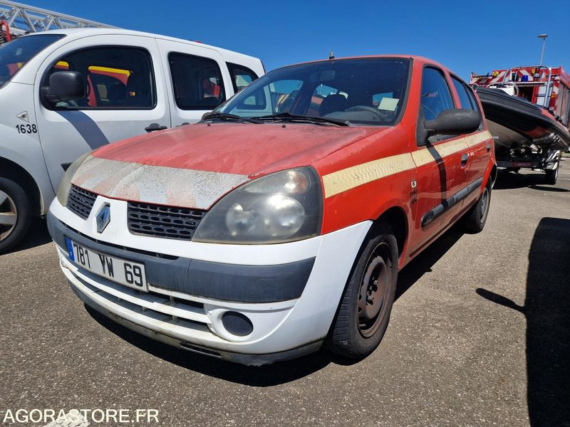Renault Clio - 781YW69 - Coche: foto 1 Renault Clio - 781YW69 - Coche: foto 1