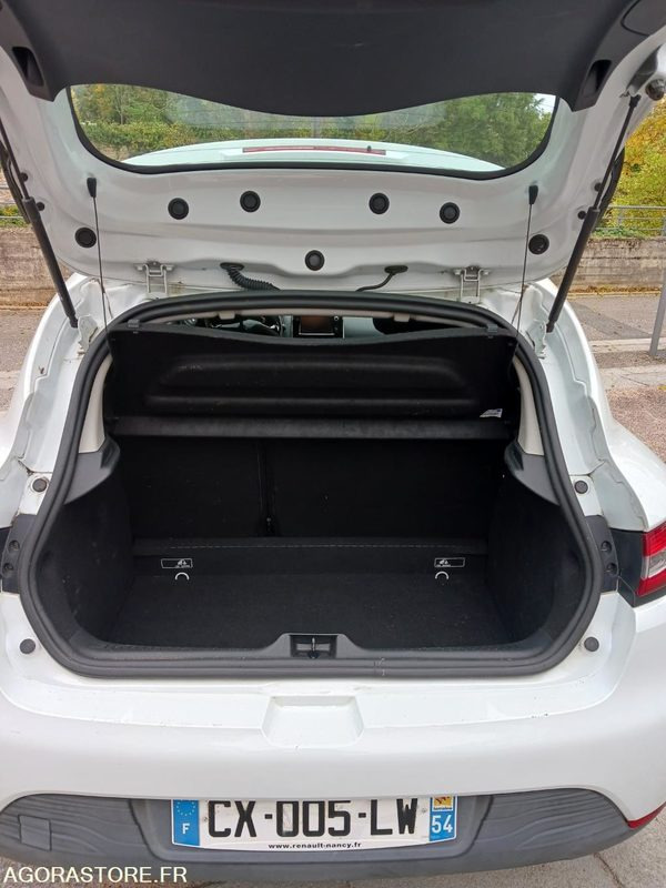 Renault Clio IV 5 Portes 1.5 dCi FAP Energy eco2 S&S 90 cv - Coche: foto 5 Renault Clio IV 5 Portes 1.5 dCi FAP Energy eco2 S&S 90 cv - Coche: foto 5