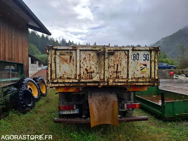 Renault KERAX 2004 - 252967 kms - Volquete furgoneta: foto 3 Renault KERAX 2004 - 252967 kms - Volquete furgoneta: foto 3