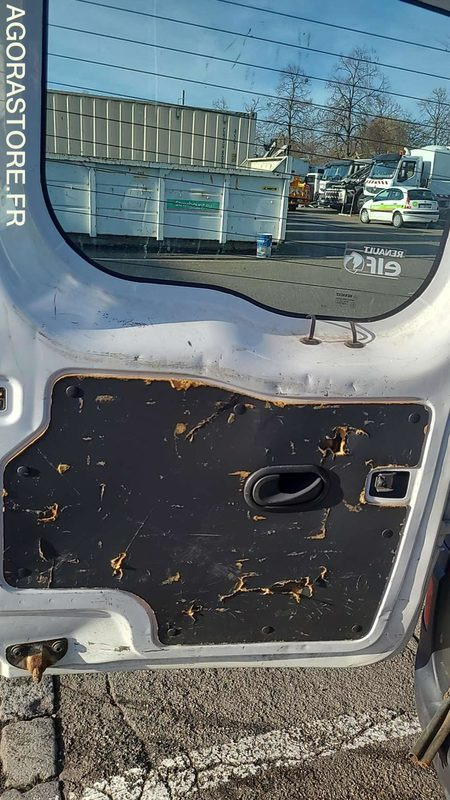 Furgoneta pequeña Renault Kangoo - 2011 - 125072kms - BE049EM: foto 21 Furgoneta pequeña Renault Kangoo - 2011 - 125072kms - BE049EM: foto 21