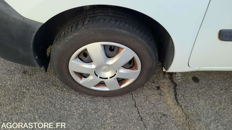 Renault Kangoo - 2011 - 83647kms - BE077EM - Furgoneta pequeña: foto 4 Renault Kangoo - 2011 - 83647kms - BE077EM - Furgoneta pequeña: foto 4