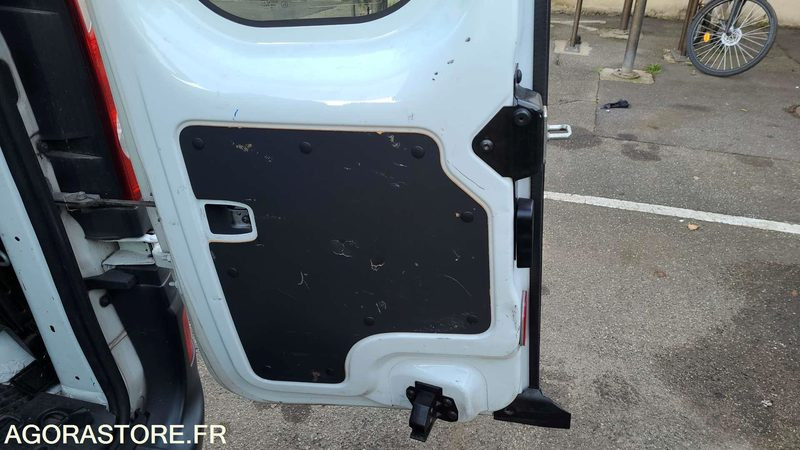 Renault Kangoo - 2011 - 83647kms - BE077EM - Furgoneta pequeña: foto 5 Renault Kangoo - 2011 - 83647kms - BE077EM - Furgoneta pequeña: foto 5