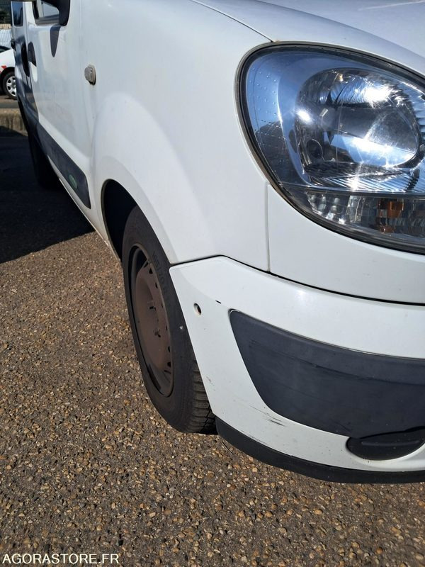 Renault Kangoo 257-AAS-42 - Coche: foto 2 Renault Kangoo 257-AAS-42 - Coche: foto 2