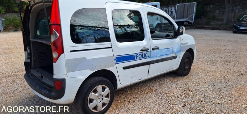 Renault Kangoo (Ancien véhicule de la Police Municipale) - Coche: foto 5 Renault Kangoo (Ancien véhicule de la Police Municipale) - Coche: foto 5