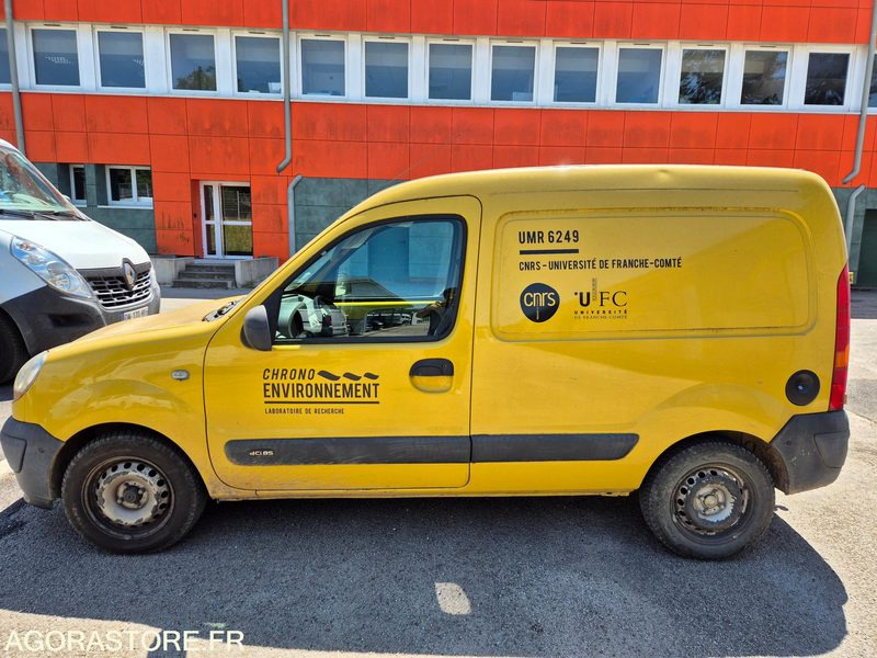 Renault Kangoo - année 2006 - 151570 kms - Furgoneta pequeña: foto 1 Renault Kangoo - année 2006 - 151570 kms - Furgoneta pequeña: foto 1