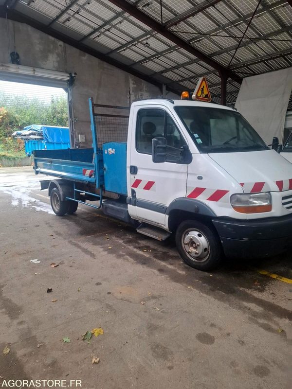 Renault Mascott benne roues jumelées 183615kms 2000 - Volquete furgoneta: foto 1 Renault Mascott benne roues jumelées 183615kms 2000 - Volquete furgoneta: foto 1