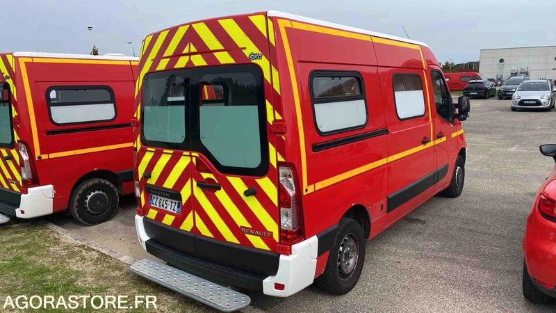 Renault Master III - 23/10/2013 - Ambulancia: foto 4 Renault Master III - 23/10/2013 - Ambulancia: foto 4