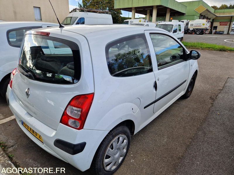 Coche Renault Twingo - 2008 - 123051 - 639AMB29: foto 16