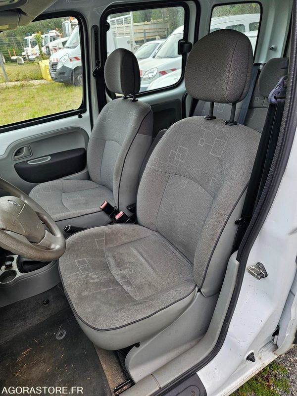 Renault kangoo - 2007 - 243472km - 1330WN28 - Coche: foto 5 Renault kangoo - 2007 - 243472km - 1330WN28 - Coche: foto 5
