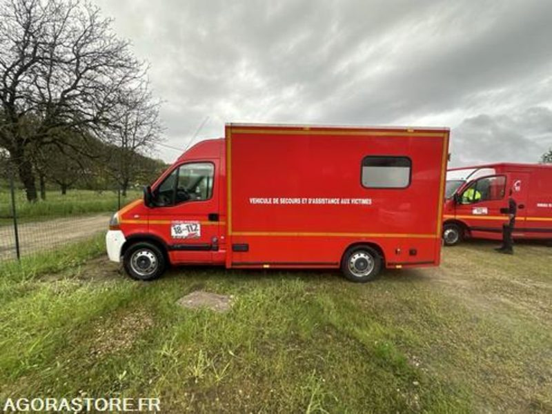 Renault master dci 120 - 7398 kf 46 - Furgón: foto 3 Renault master dci 120 - 7398 kf 46 - Furgón: foto 3