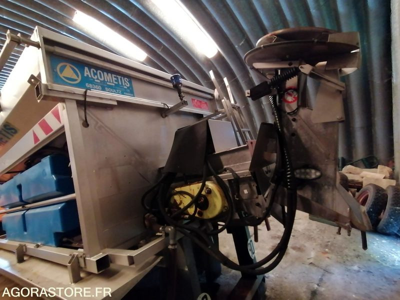 Saleuse benne poids lourd 19T - Esparcidor de sal: foto 3 Saleuse benne poids lourd 19T - Esparcidor de sal: foto 3