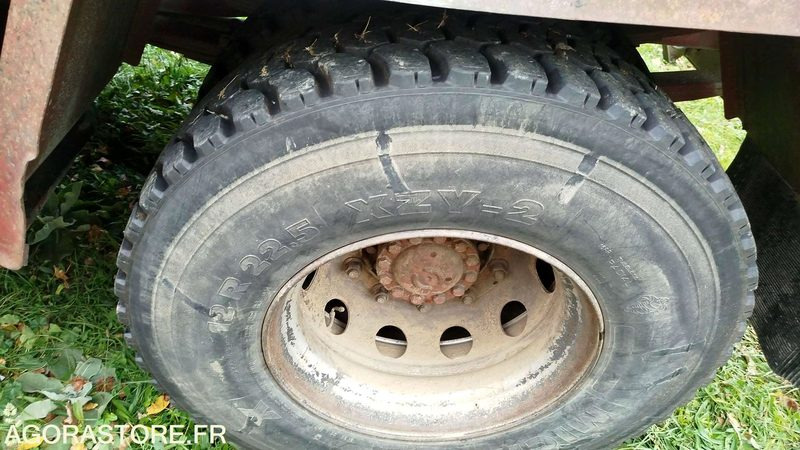 IVECO EURO CARGO - 2005 - 199988km - 648BLA31 - Semirremolque: foto 5 IVECO EURO CARGO - 2005 - 199988km - 648BLA31 - Semirremolque: foto 5