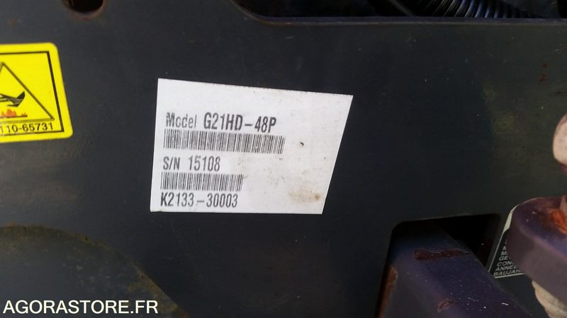 Cortacésped TONDEUSE KUBOTA G21 DIESEL 2007 933H SANS PLATEAU DE COUPE: foto 12 Cortacésped TONDEUSE KUBOTA G21 DIESEL 2007 933H SANS PLATEAU DE COUPE: foto 12