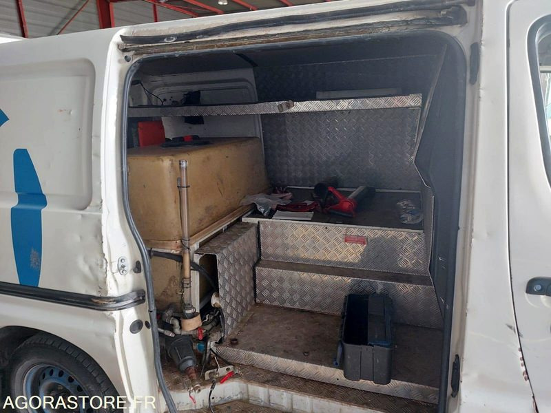 Furgoneta pequeña TOYOTA Hiace fourgon HP HUWER 2012 272000KM ROULANT EXPORT UNIQUEMENT: foto 7