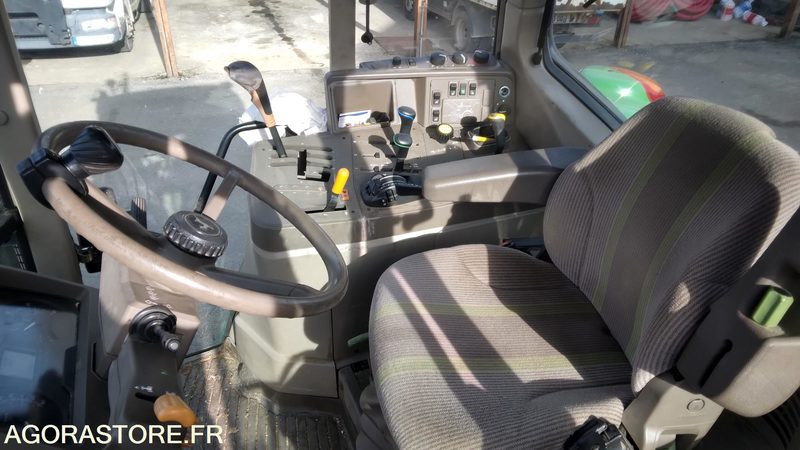 TRACTEUR JOHN DEERE 6630 BON ETAT - Tractor: foto 3 TRACTEUR JOHN DEERE 6630 BON ETAT - Tractor: foto 3