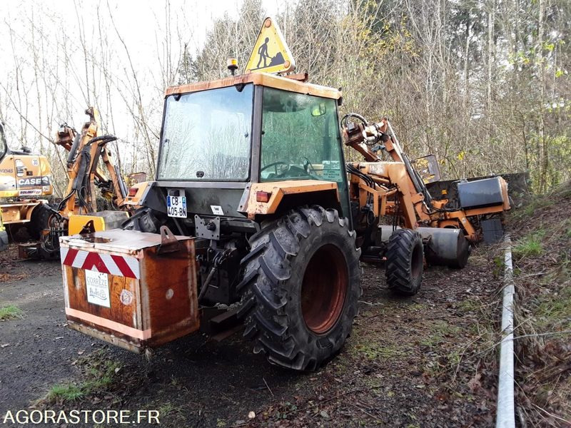 TRACTEUR RENAULT 750 MI CHARGEUR E3285 - Tractor: foto 4 TRACTEUR RENAULT 750 MI CHARGEUR E3285 - Tractor: foto 4