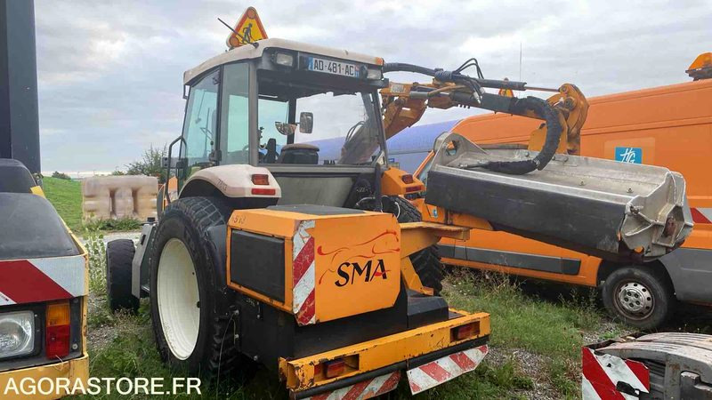 TRACTEUR RENAULT ERGOS - 11839H - 2009 - Tractor: foto 2 TRACTEUR RENAULT ERGOS - 11839H - 2009 - Tractor: foto 2