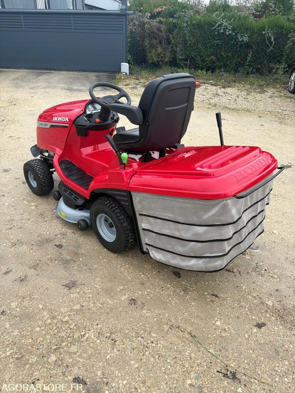 Tracteur tondeuse HONDA HF 2417 K5 HME *Prix public 5869€ ttc* - Cortacésped: foto 2 Tracteur tondeuse HONDA HF 2417 K5 HME *Prix public 5869€ ttc* - Cortacésped: foto 2