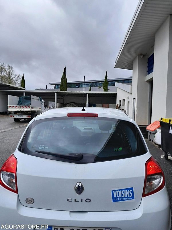 Très belle Renault Clio essence/GPL - Coche: foto 2 Très belle Renault Clio essence/GPL - Coche: foto 2