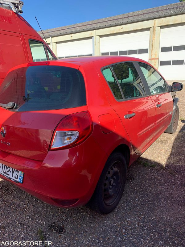 VL RENAULT CLIO3 AB102YS - Coche: foto 4 VL RENAULT CLIO3 AB102YS - Coche: foto 4