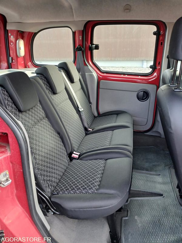 VL RENAULT KANGOO - Coche: foto 5 VL RENAULT KANGOO - Coche: foto 5