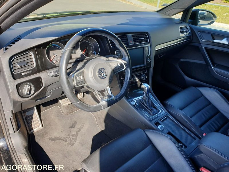 Volkswagen GOLF GTE 1.4 TSI - Coche: foto 5 Volkswagen GOLF GTE 1.4 TSI - Coche: foto 5