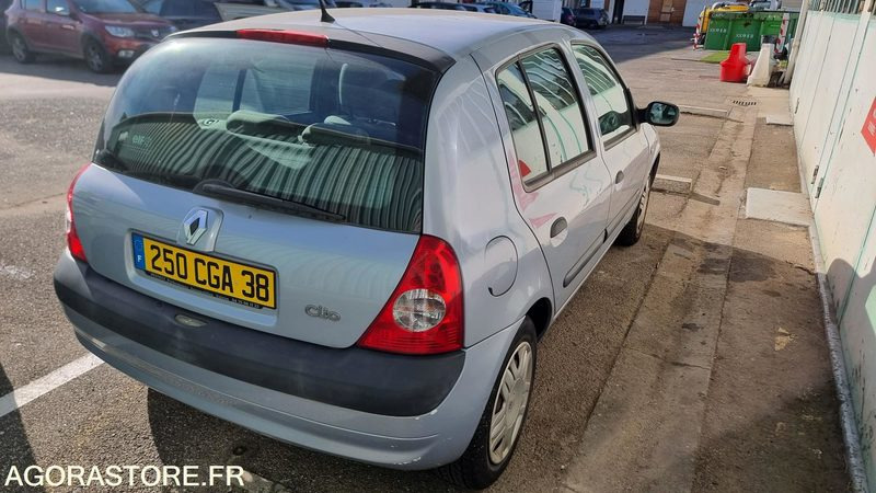 Clio - Coche: foto 2 Clio - Coche: foto 2