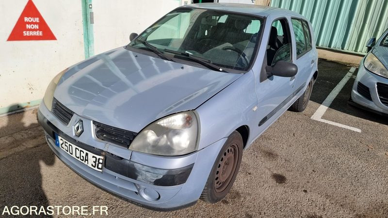 Clio - Coche: foto 1 Clio - Coche: foto 1