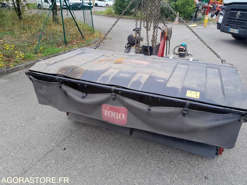 Émieteur de carotte TORO PRO CORE PRECESSOR (DI457) - Maquinaria de jardinería: foto 3 Émieteur de carotte TORO PRO CORE PRECESSOR (DI457) - Maquinaria de jardinería: foto 3