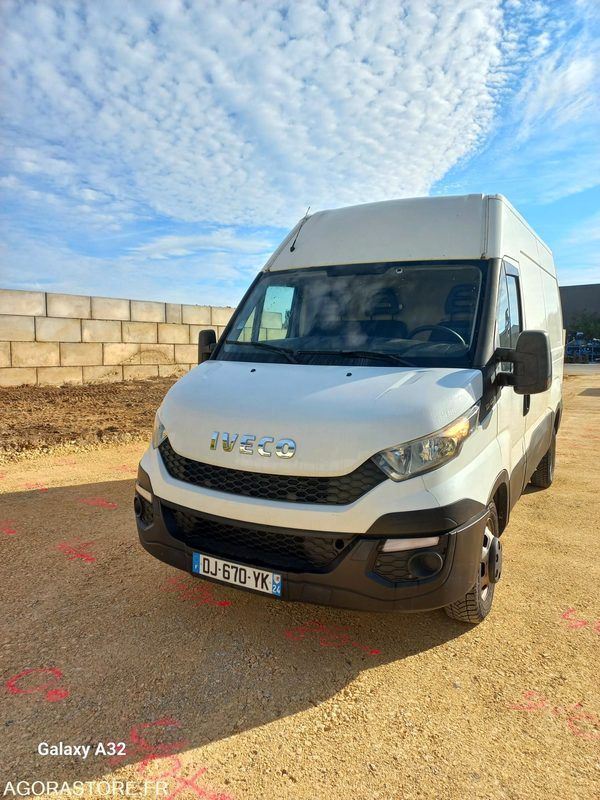 Fourgon iveco - Furgón: foto 1 Fourgon iveco - Furgón: foto 1