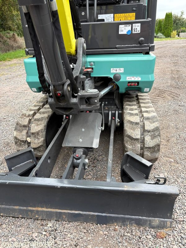 Mini pelle NEUVE - AMMANN - amx 24-2 - 22heures - Miniexcavadora: foto 5 Mini pelle NEUVE - AMMANN - amx 24-2 - 22heures - Miniexcavadora: foto 5