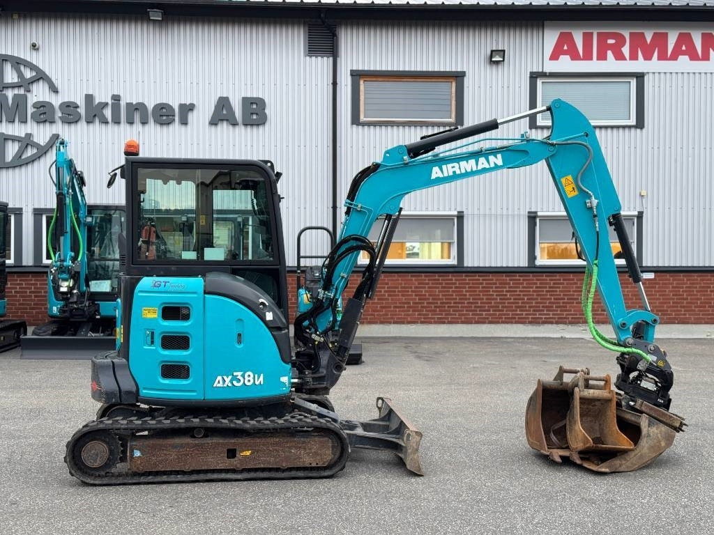 Airman AX 38 U - Miniexcavadora: foto 1 Airman AX 38 U - Miniexcavadora: foto 1