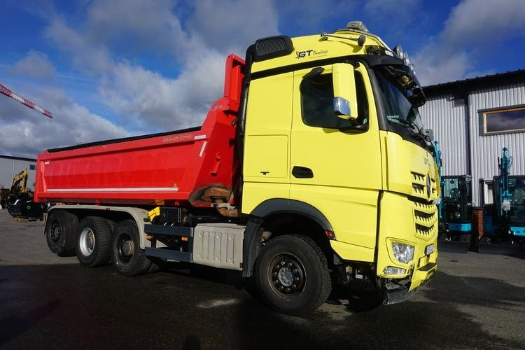 Mercedes-Benz Arocs - Camión volquete: foto 4 Mercedes-Benz Arocs - Camión volquete: foto 4