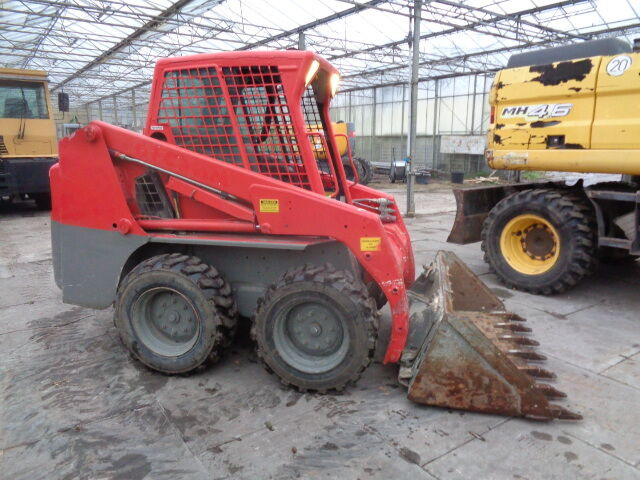 Bobcat S130 - Minicargadora: foto 1 Bobcat S130 - Minicargadora: foto 1