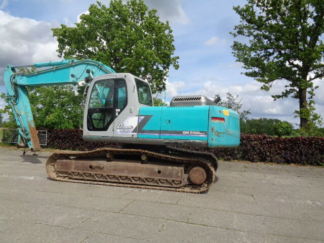 Kobelco SK250NLC - Excavadora de cadenas: foto 1 Kobelco SK250NLC - Excavadora de cadenas: foto 1