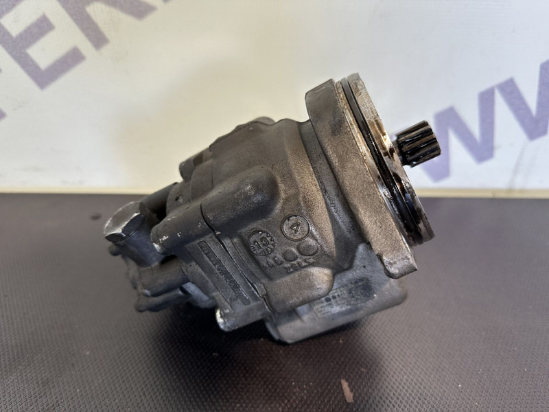 DAF power steering pump - Bomba de dirección para Camión: foto 3 DAF power steering pump - Bomba de dirección para Camión: foto 3