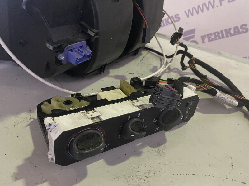 Iveco STRALIS - Calefacción/ Ventilación para Camión: foto 3 Iveco STRALIS - Calefacción/ Ventilación para Camión: foto 3