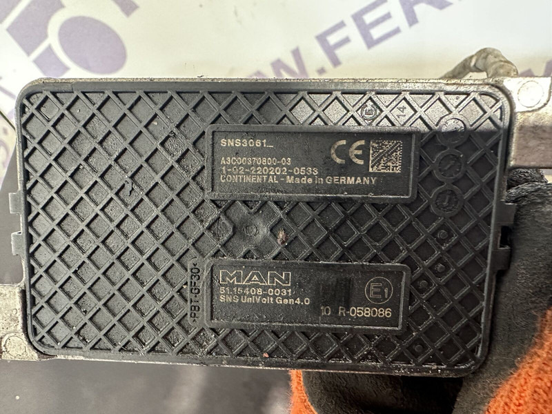 MAN NOX sensor - Tubo de escape para Camión: foto 4 MAN NOX sensor - Tubo de escape para Camión: foto 4