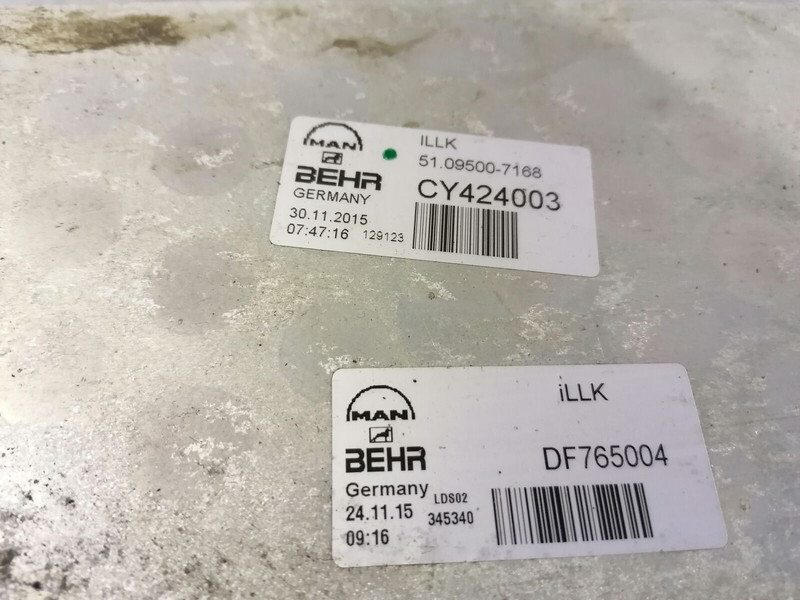 MAN TGX - Intercooler para Camión: foto 3 MAN TGX - Intercooler para Camión: foto 3