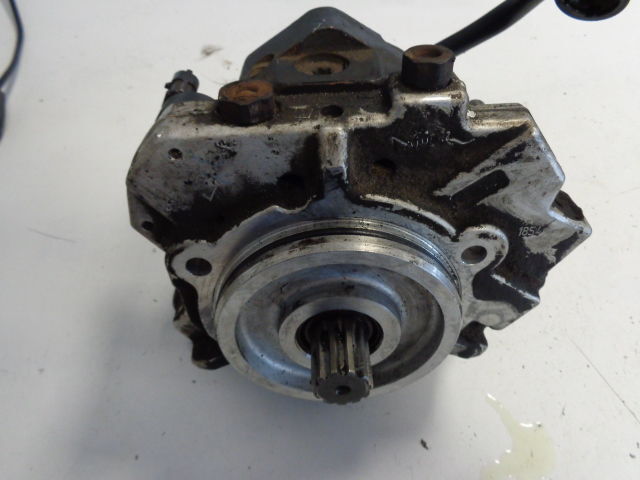 MAN TGX - Bomba de combustible para Camión: foto 1 MAN TGX - Bomba de combustible para Camión: foto 1