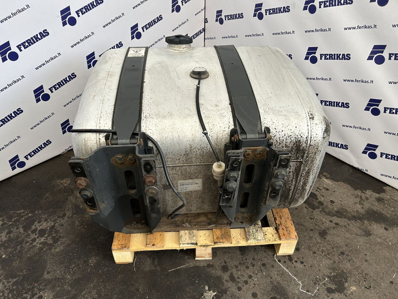 Mercedes-Benz 330L complete fuel tank with brackets - Depósito de combustible para Camión: foto 5 Mercedes-Benz 330L complete fuel tank with brackets - Depósito de combustible para Camión: foto 5