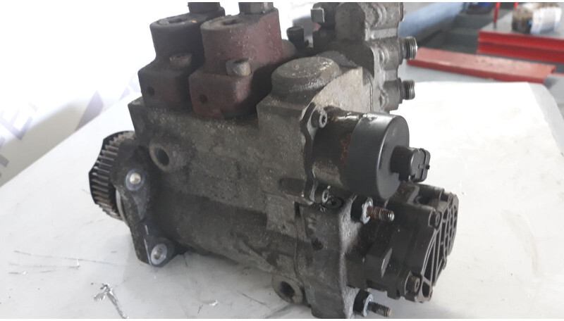 Mercedes-Benz ActrosMP4 - Bomba de combustible para Camión: foto 5 Mercedes-Benz ActrosMP4 - Bomba de combustible para Camión: foto 5