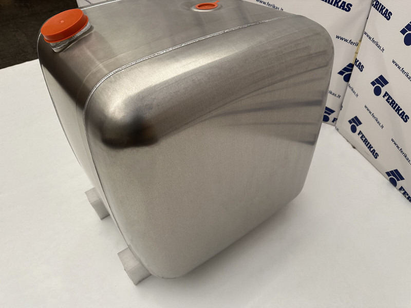 Mercedes-Benz New aluminum fuel tank 300L - Depósito de combustible para Camión: foto 2 Mercedes-Benz New aluminum fuel tank 300L - Depósito de combustible para Camión: foto 2