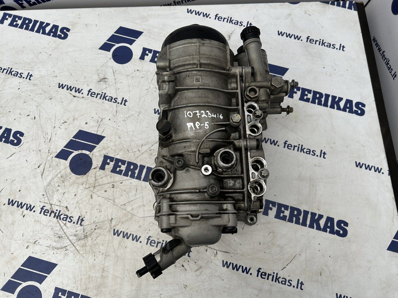 Mercedes-Benz fuel filter housing - Filtro de combustible para Camión: foto 1 Mercedes-Benz fuel filter housing - Filtro de combustible para Camión: foto 1