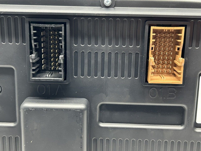 Scania P, R - Salpicadero para Camión: foto 3 Scania P, R - Salpicadero para Camión: foto 3