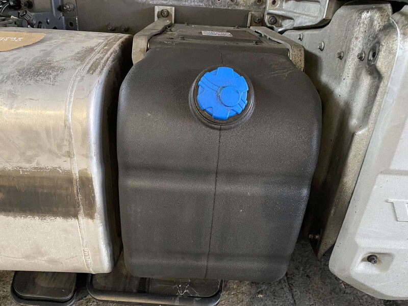 Volvo FM - Silenciador/ Sistema de escape para Camión: foto 1 Volvo FM - Silenciador/ Sistema de escape para Camión: foto 1