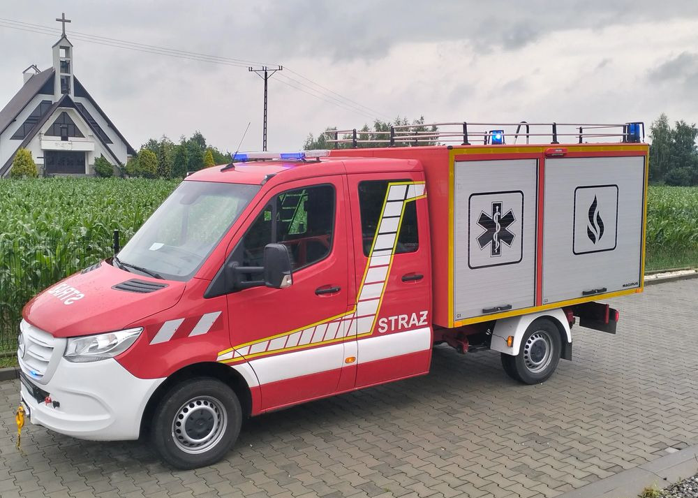 Mercedes-Benz Sprinter 907 straż strażacki pożarniczy Hasici Pompier - Camión de bomberos: foto 4 Mercedes-Benz Sprinter 907 straż strażacki pożarniczy Hasici Pompier - Camión de bomberos: foto 4