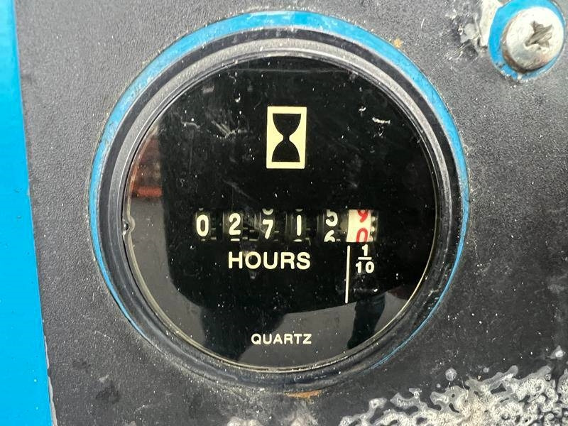 Plataforma de tijeras Genie GS2668 RT diesel 4x4 10m (1527): foto 11