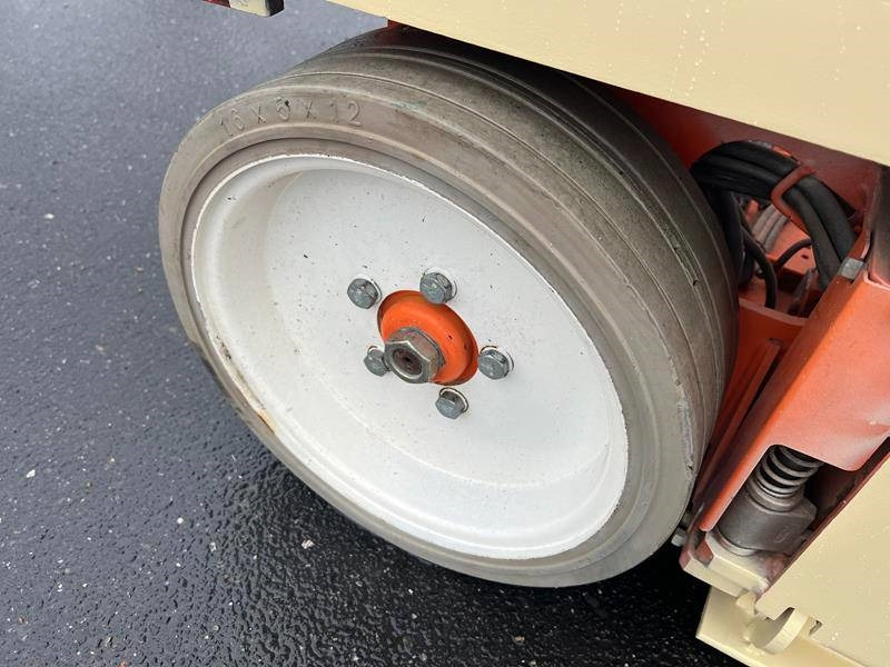 Plataforma de tijeras Skyjack SJ4626 elektro 10m (1609): foto 17